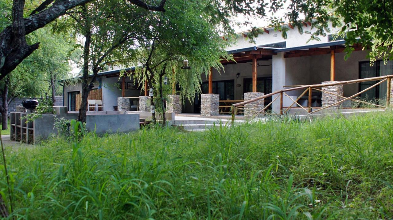 מרלות' פארק Dream Of Africa Bush Lodge מראה חיצוני תמונה